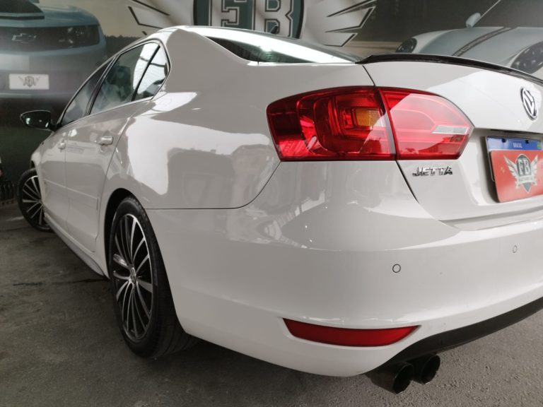 7-volkswagen-jetta-2.0-tsi-highline-200cv-gasolina-4p-tiptronic-fb-multimarcas-automoveis